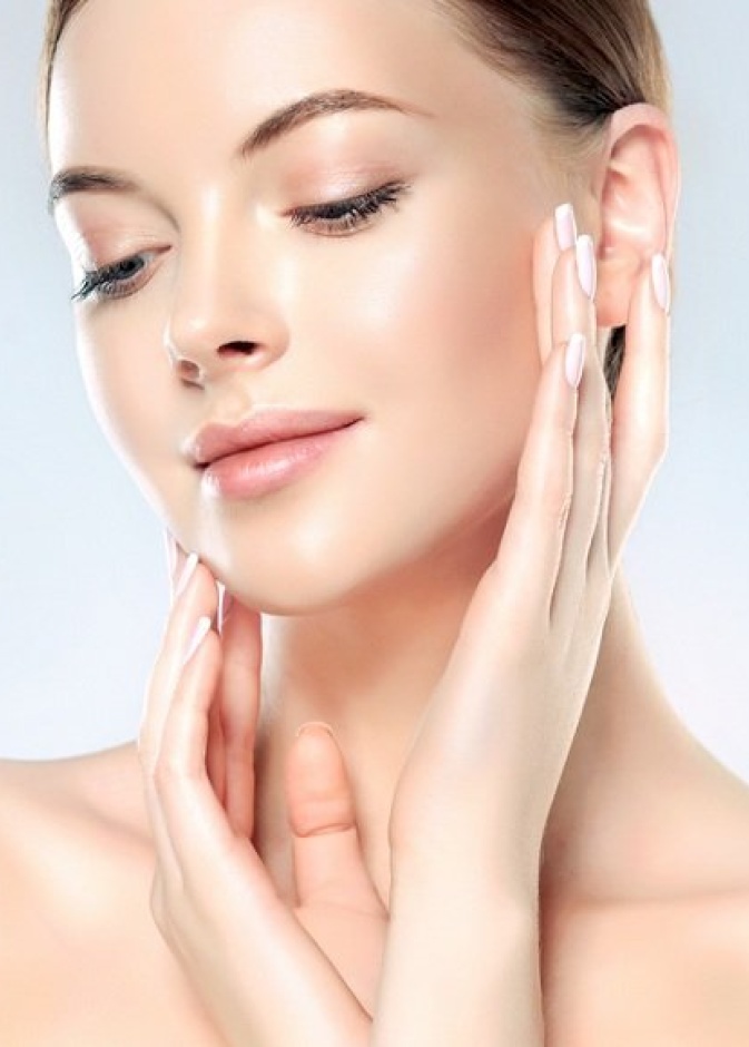 عمليات التقشير الماسي للوجه تعالج مشاكل البشرة