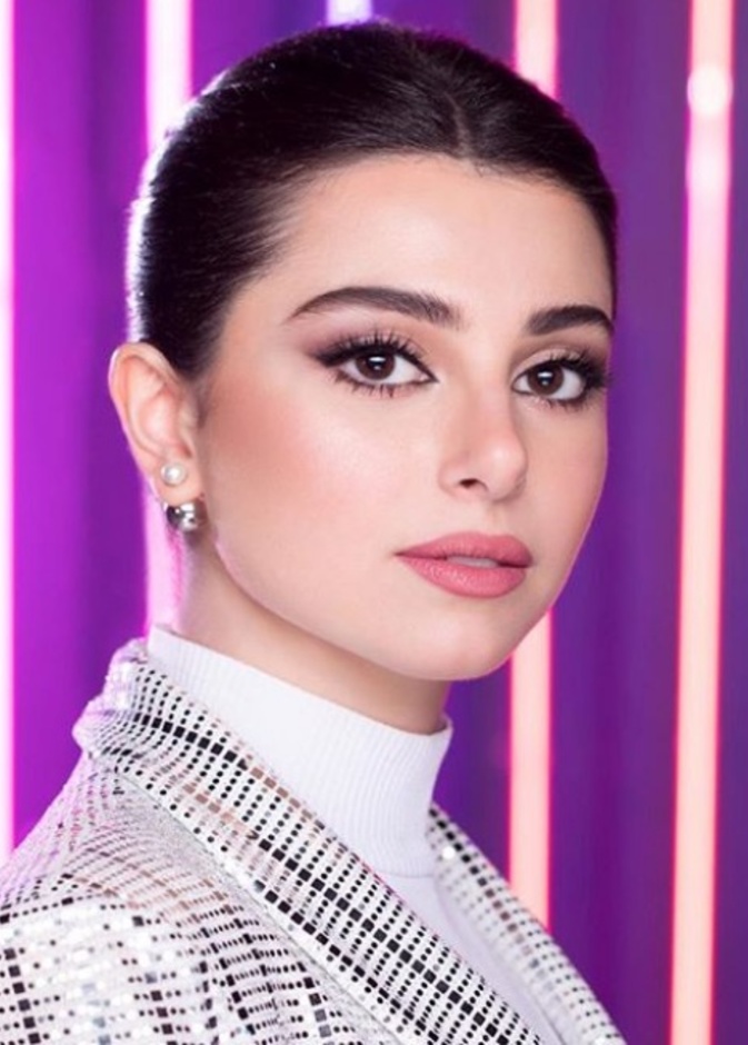  ماريتا الحلاني  تحافظ على جمالها الطبيعي