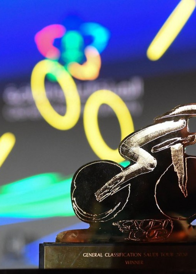 من الفرق المشاركة في السباق