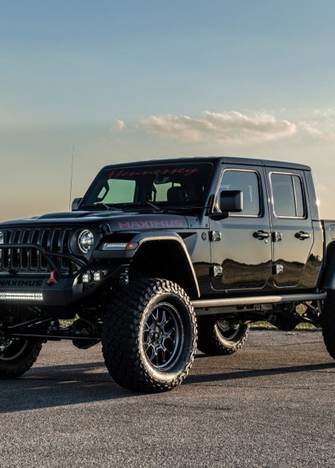 Jeep زودت السيارة بمحركات بنزين وديزيل
