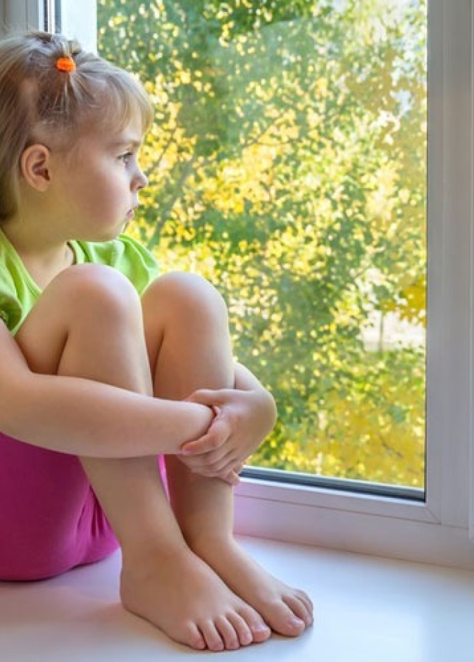 طرق التعامل مع الطفل المكتئب 