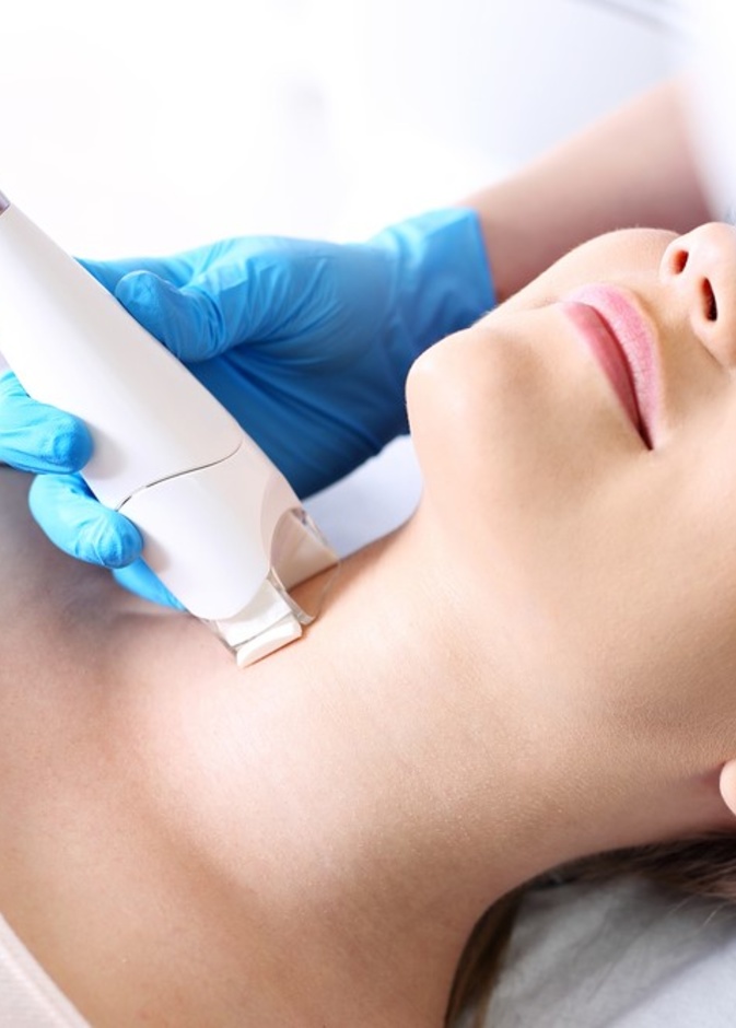 معلومات عن أهم التقنيات الحديثة المستخدمة في شد ترهلات الرقبة