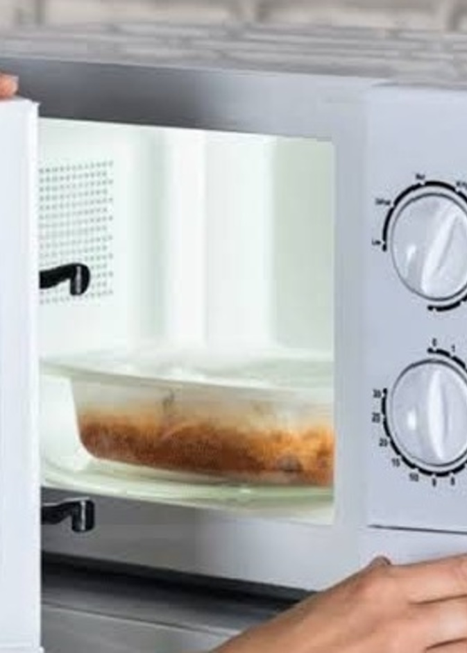 استخدام الميكروويف بأعلى طاقة يمنع تراكم البكتيريا