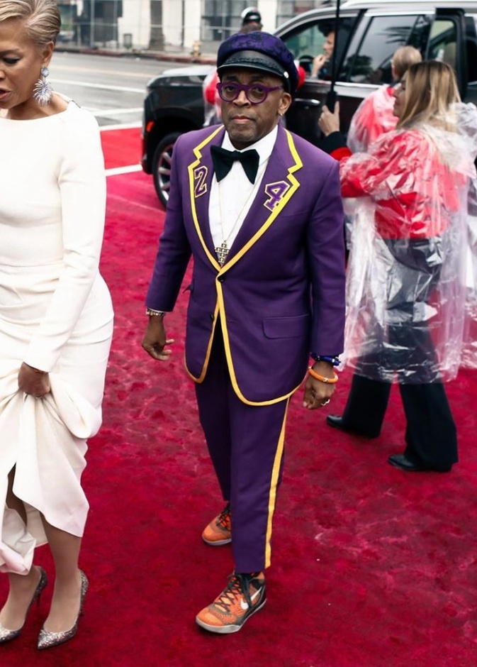 بطلة الفيلم الوثائقي "الكهف"