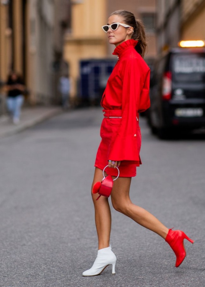 Alaïa تنورة حمراء