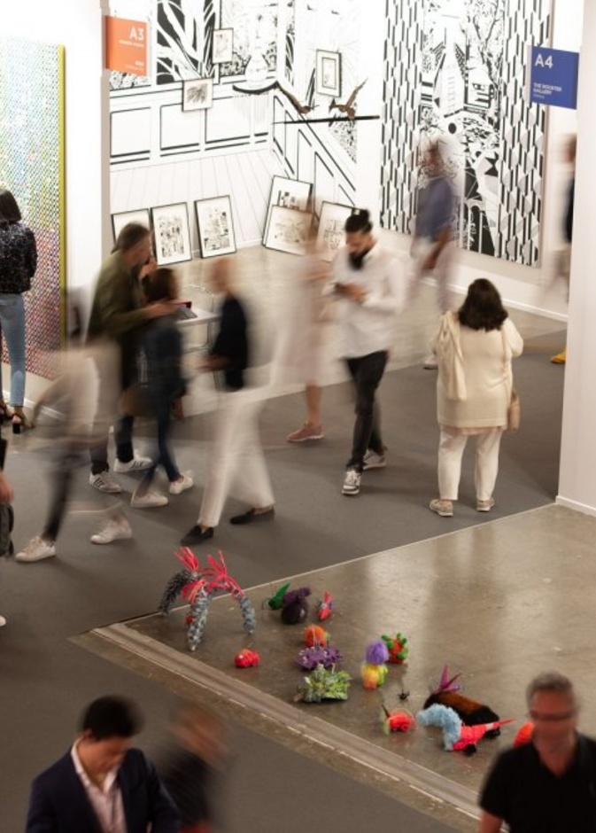 فوز السعودي فهد بن نايف بجائزة "إثراء للفنون"