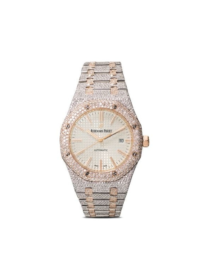 ساعة j12 من Chanel