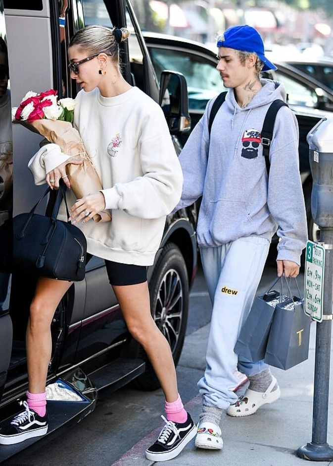 جاستن بيبر و هايلي بالدوين 