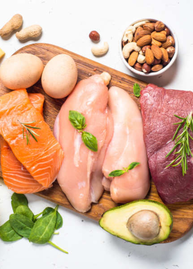 تلعب البروتينات دورا هاما في بناء الجسم والحفاظ على الصحة