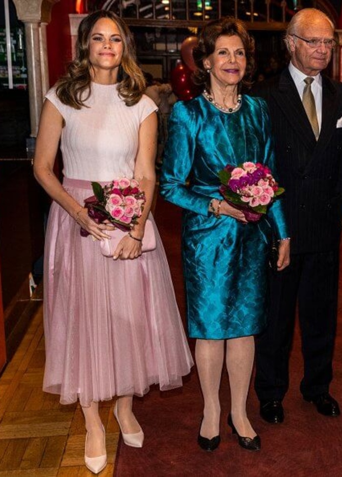 العائلة المالكة السويدية في حفل ليلي أكاديميان الموسيقي في فاسا