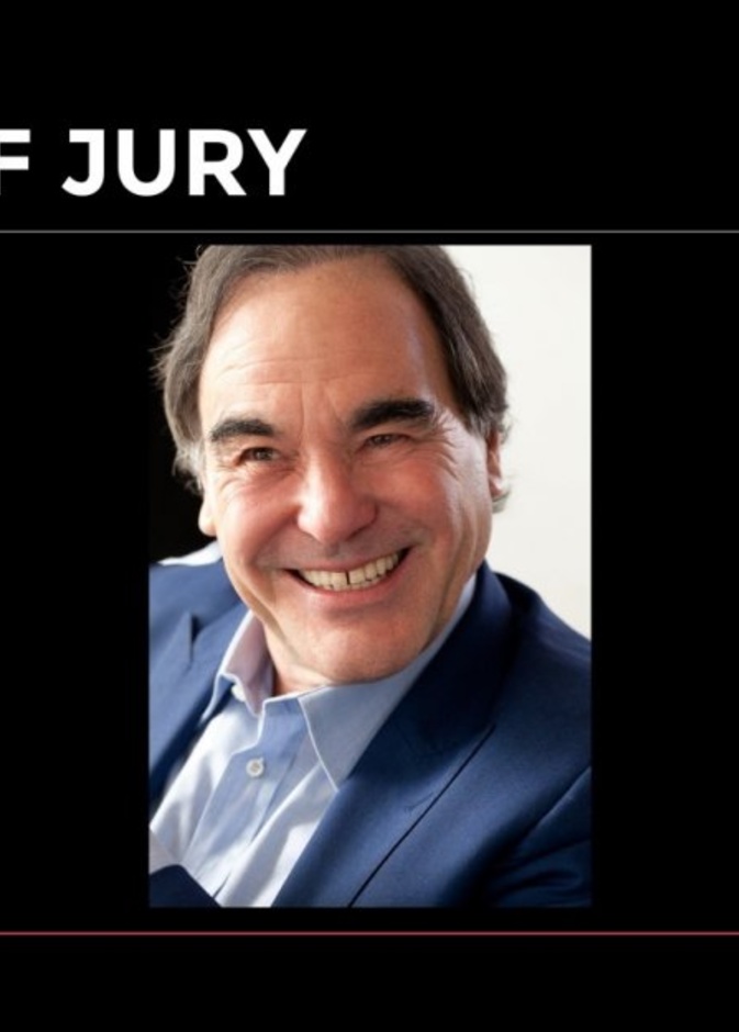  أوليفر ستون يترأس لجنة تحكيم مهرجان البحر الأحمر السينمائي الدولي