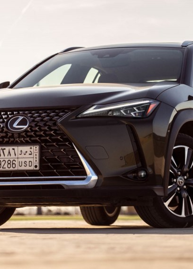 سيارة "لكزس" Lexus الجديدة UX