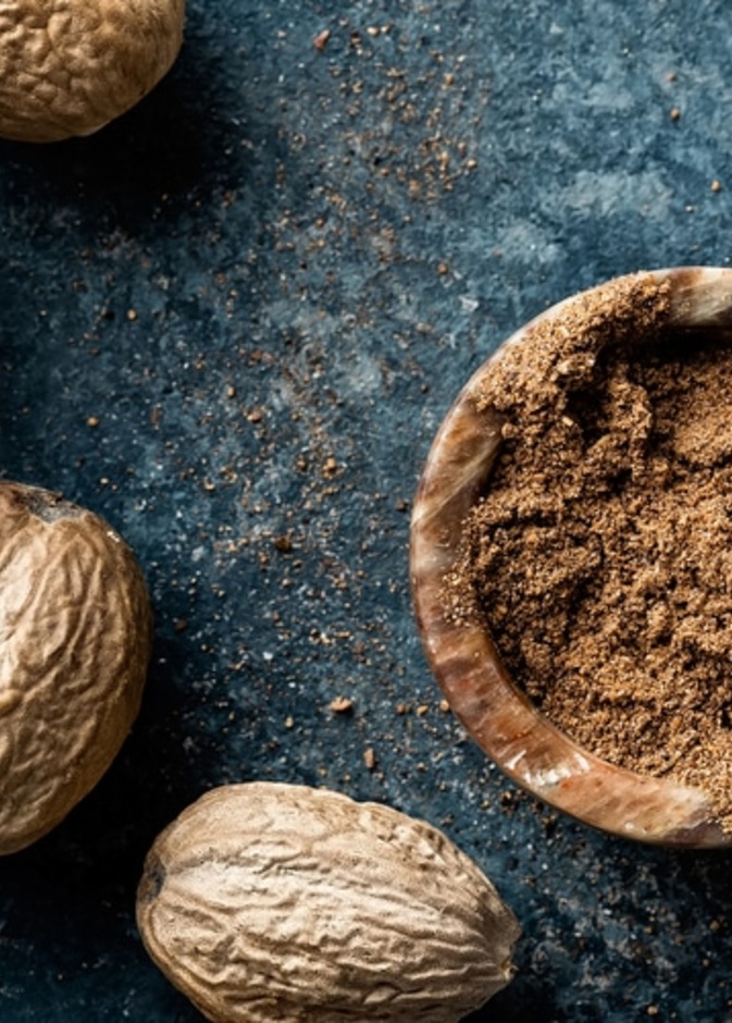 جوزة الطيب تقي من آلام المعدة