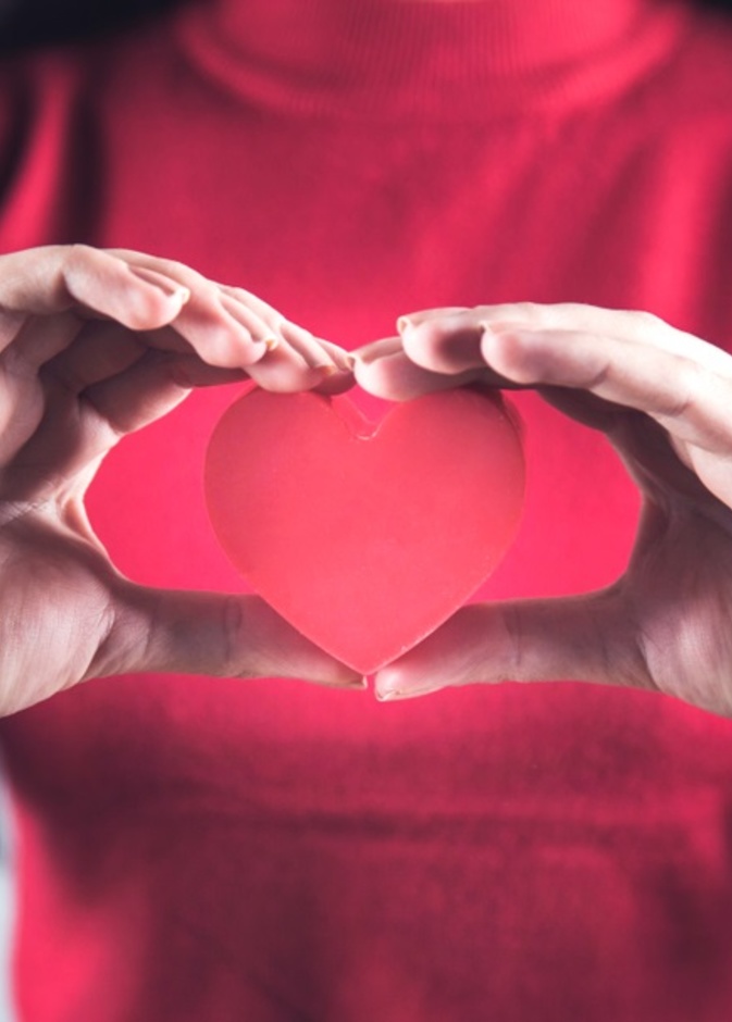 الحمل وارتفاع ضغط الدم وانقطاع الطمث المبكر من اسباب امراض القلب عند النساء