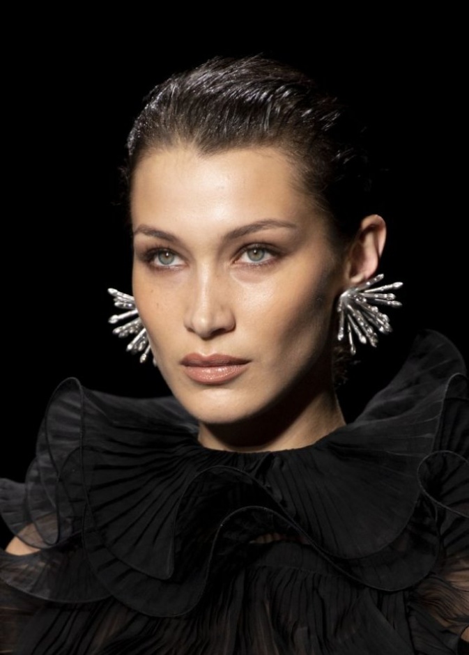 اجمل رسمات ايلاينر سوداء من وحي Ultrachic