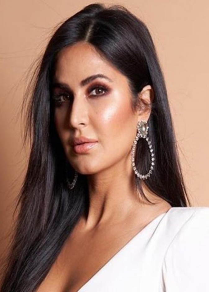 كاترينا كيف تحصل على أول جوائزها كسيدة أعمال