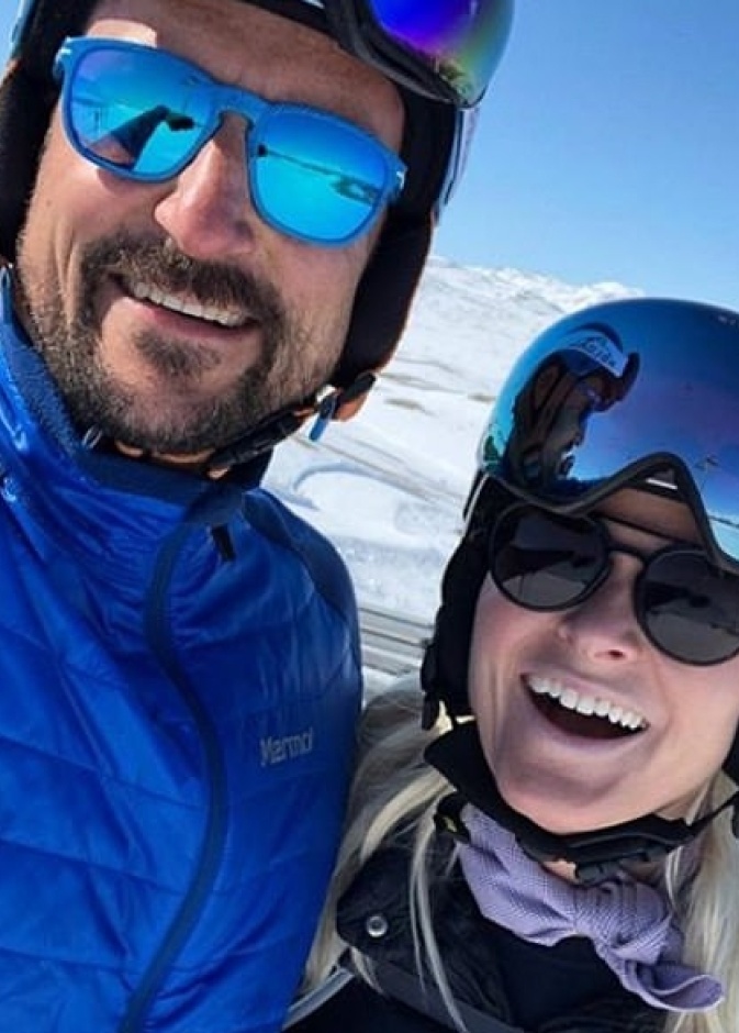 أحدث ظهور لولي عهد النرويج وزوجته في رحلة تزلج