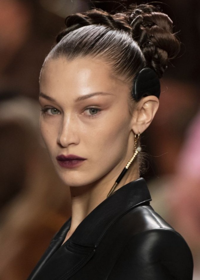 اجمل الوان احمر الشفاه البارزة لشتاء 2021 من Antonio Marras