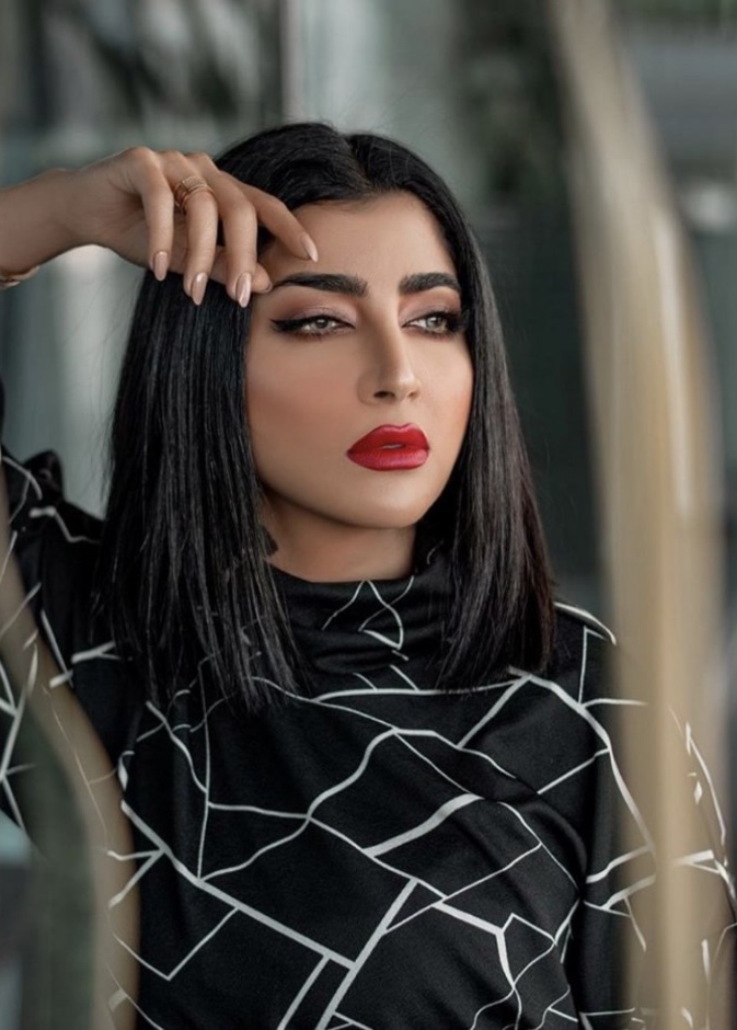 النجمة الخليجية بثينة الرئيسي