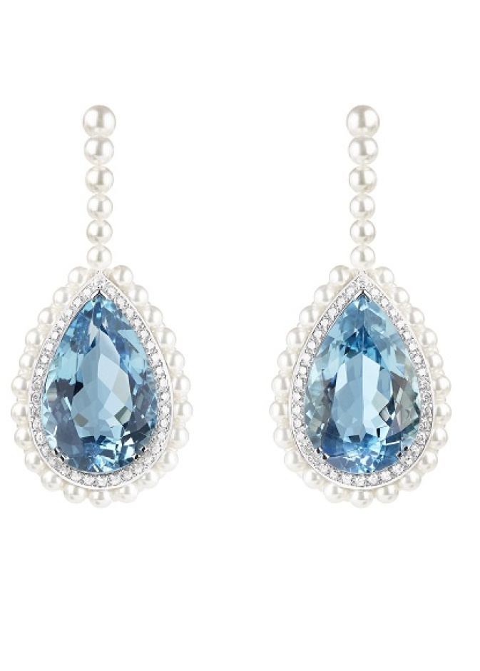 أقراط من بوشرون