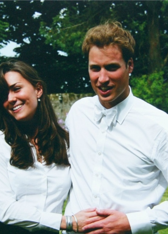 مناسبات توافقت فيها ملابس الأمير ويليام مع زوجته كيت ميدلتون