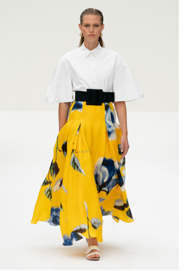 تنانير عصرية موردة تناسب الدوام من Dolce&Gabbana