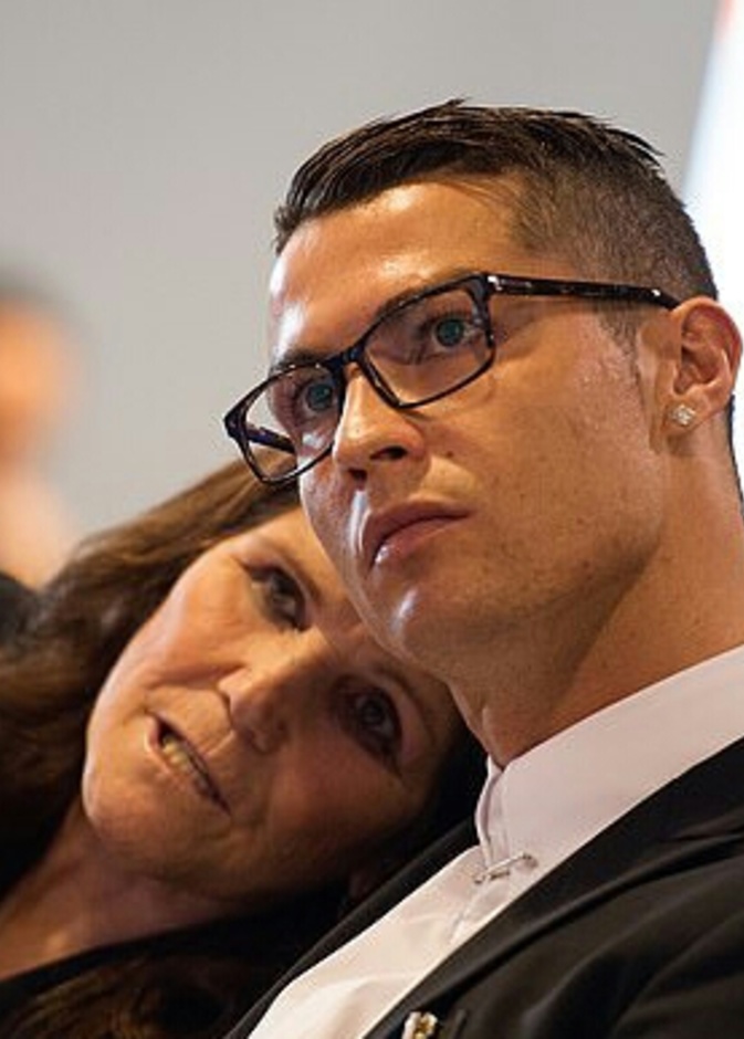 رونالدو و ووالدته 