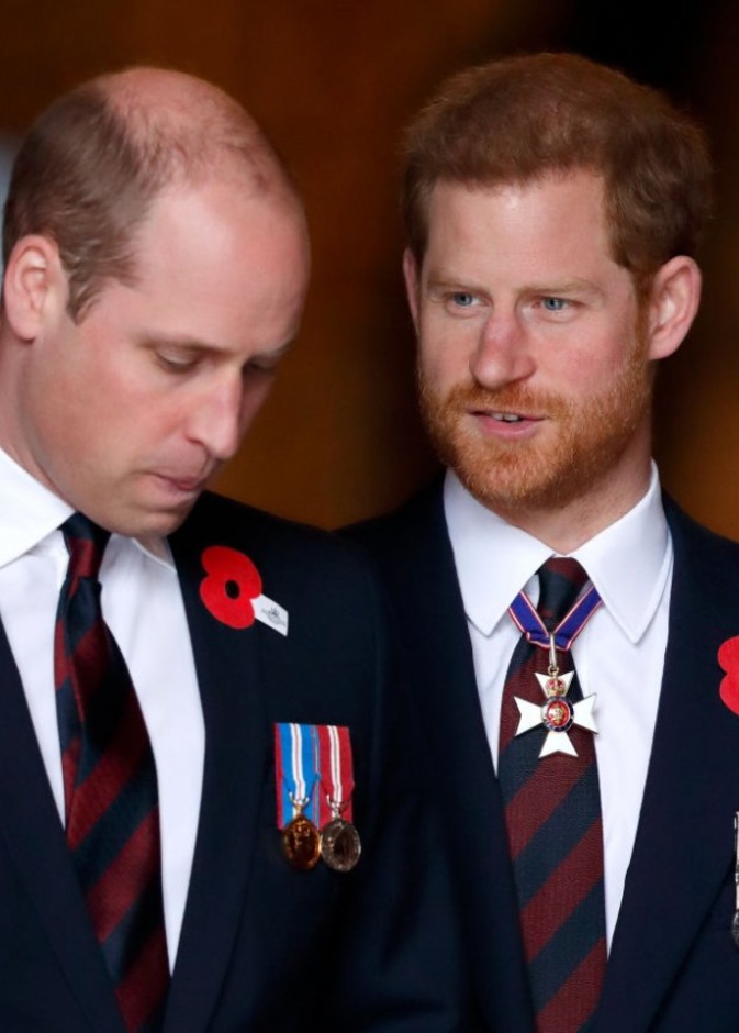 ملكة بريطانيا تجبر الأمير تشارلز على التنازل عن أحقيته في ولاية العرش لصالح الأمير وليام