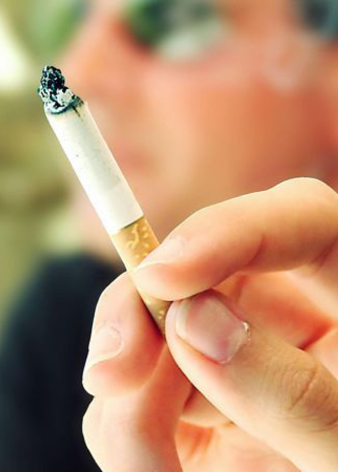 التدخين السلبي خطر على صحة الآخرين