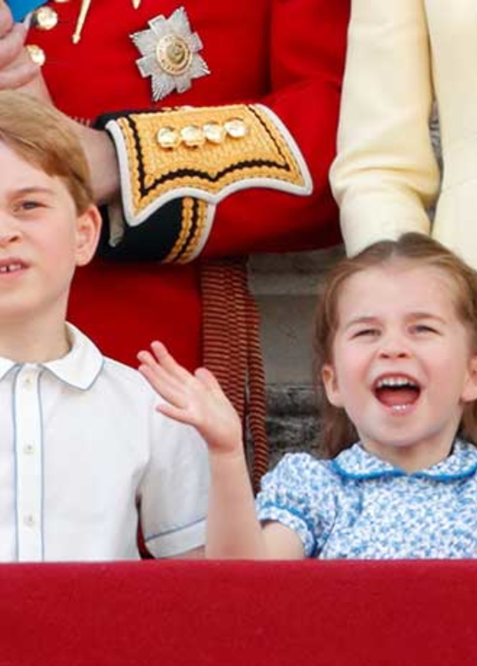 ما هي الكتب المفضلة لدى الأمير جورج والأميرة شارلوت؟