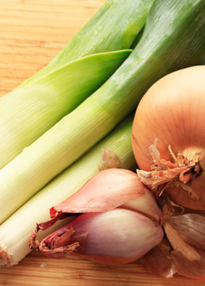  البصل والكراث يساعدن على النوم