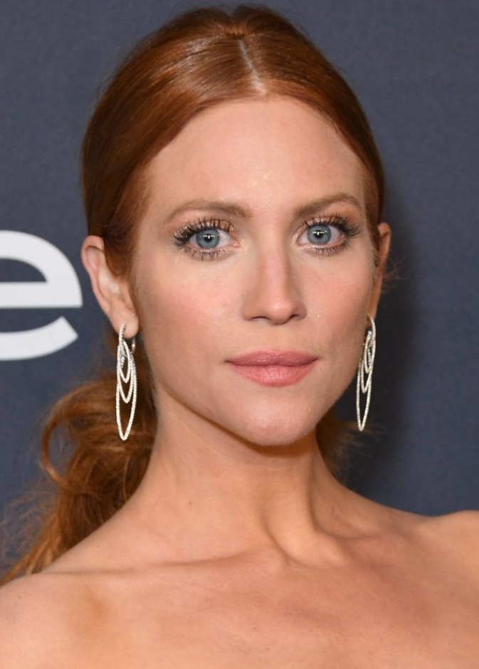 بريتاني سنو في حفل 2020 InStyle and Warner Bros Golden Globes