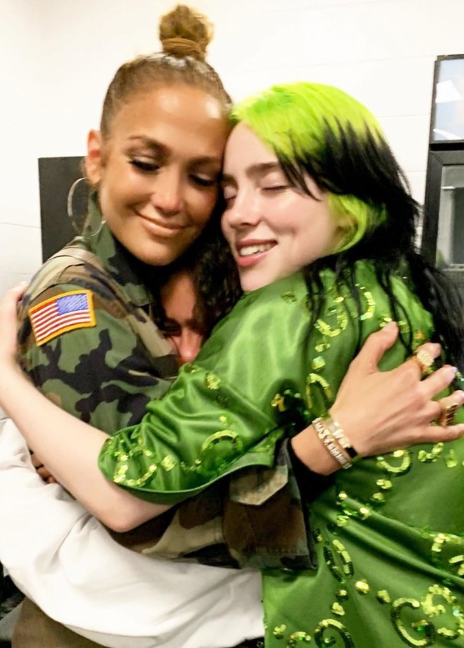 جينيفر لوبيز وبيلي إيليش