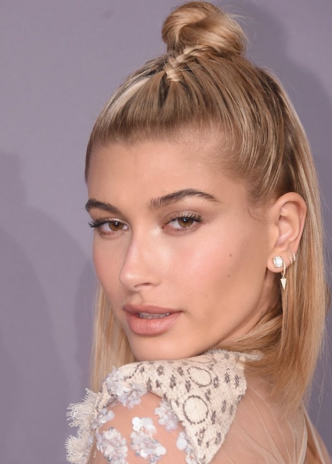 العناية بالشعر الصحي بأسلوب هايلي بالدوين