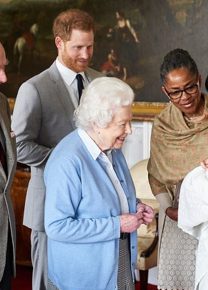 عائلة ساسيكس تخطط لقضاء العطلة الصيفية لهذا العام بصحبة الملكة