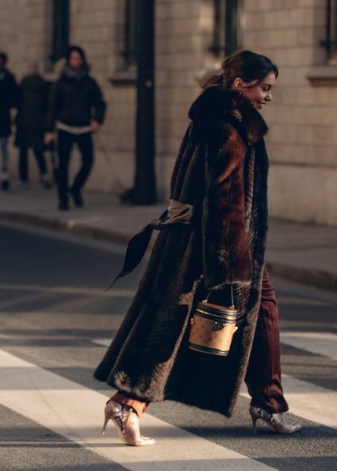 مستشارة الأزياء نورة العيسى