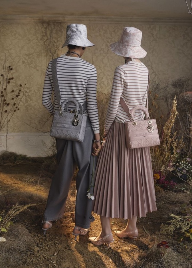 تشكيلة من الهدايا لعيد الأم من Dior