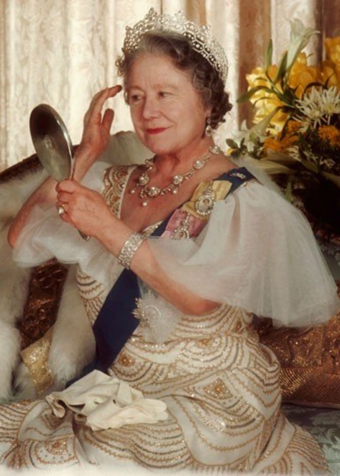 الملكة اليزابيث