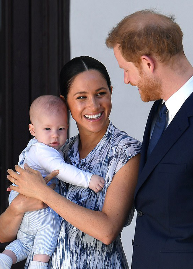 الأمير هاري وميغان ماركل يوجهان رسالة تهنئة للأمهات