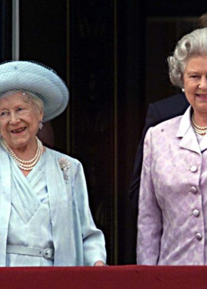 كم عدد الملكات التي جلسن على العرش البريطاني وكان يحملن اسم إليزابيث؟