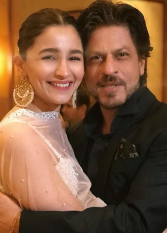  شاروخان وعليا بهات