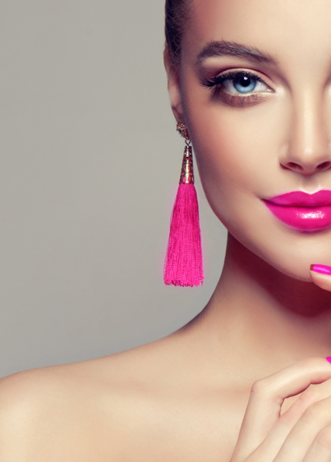 ألوان مناكير مرحة يحب عليك تجربتها خلال الحجر الصحي