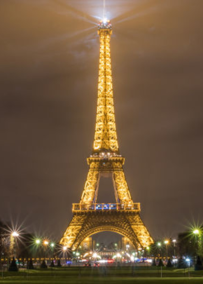 برج إيفل ليلا