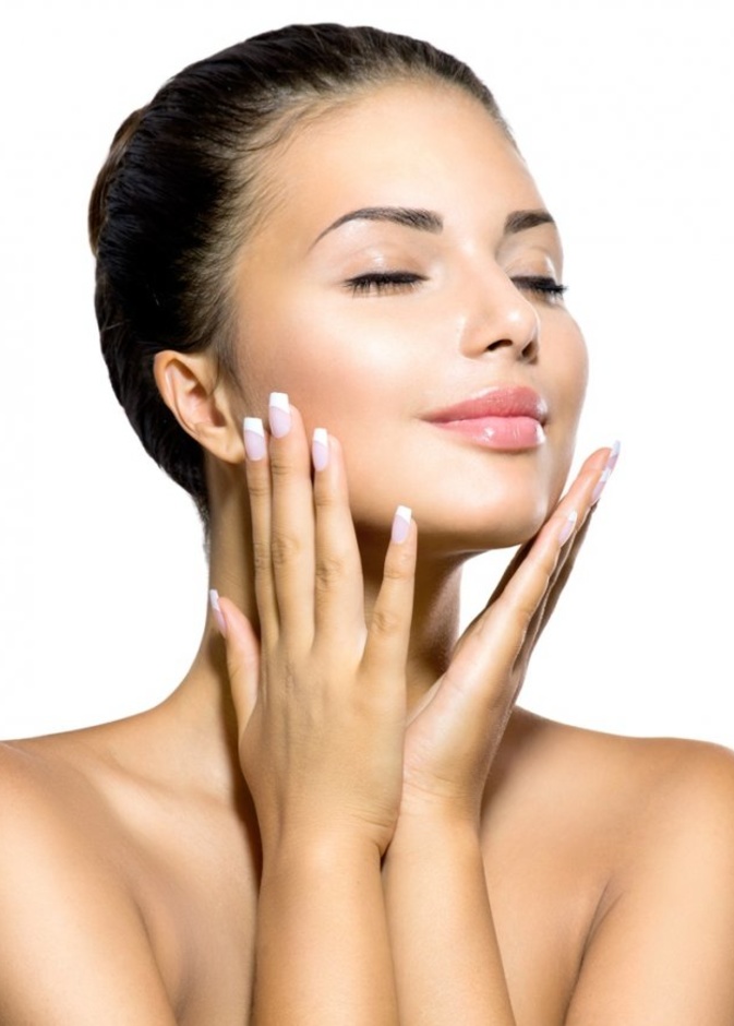 أكثري من النوم لتخفيف الهالات السوداء بسبب التوتر من فيروس الكورونا