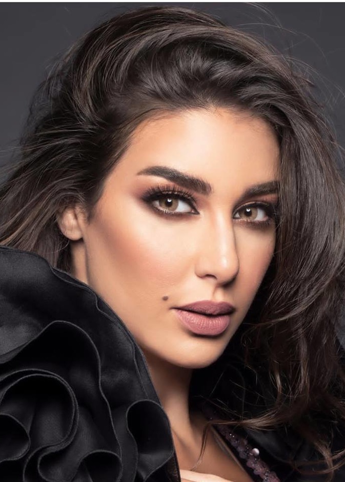 ياسمين صبري والشامة