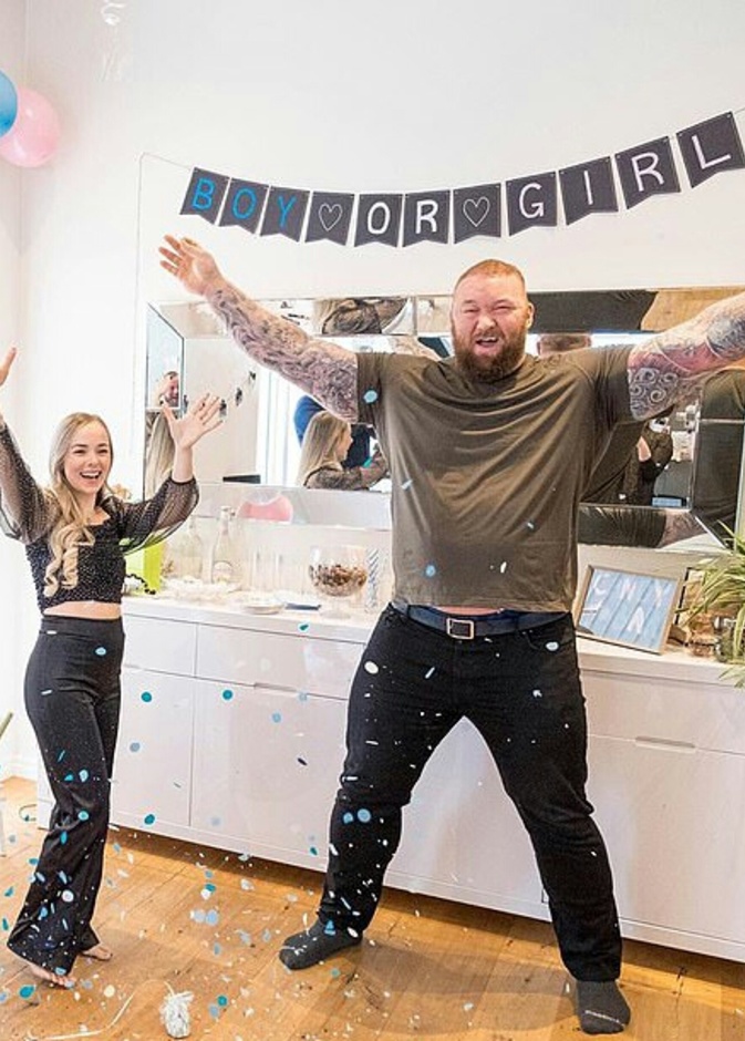 الشهير بالجبل و زوجته 