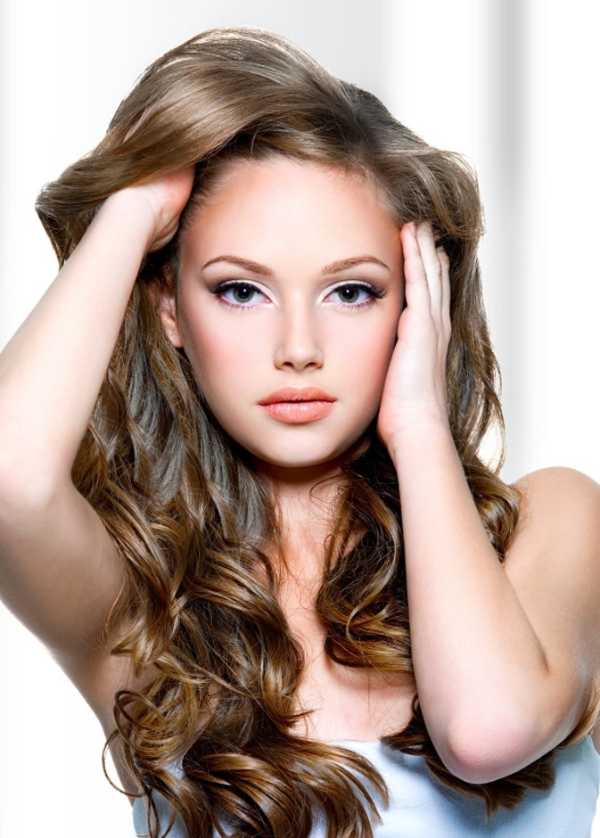 العناية بشعرك في الحجر المنزلي