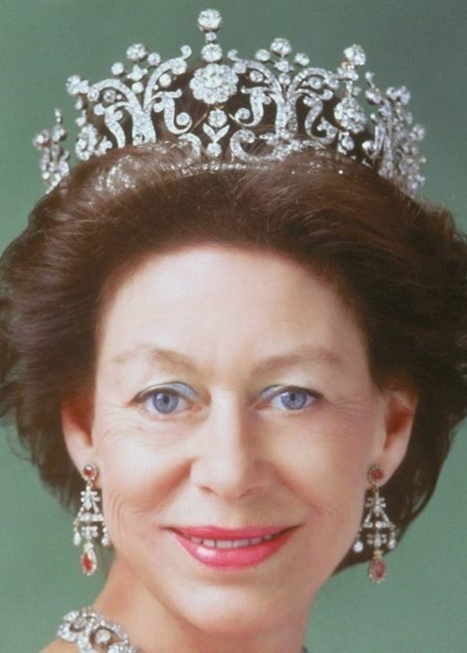 حكايات مجوهرات لها تاريخ.. من قلادة ماري خوسيه آخر ملكات إيطاليا.. إلى تاج الأميرة مارغريت