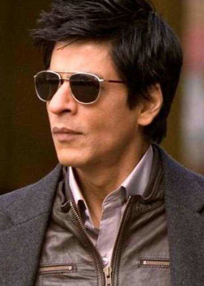 شاروخان أكثر نجوم بوليوود تبرعا في أزمة كورونا