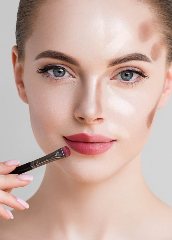 كيفية تعلم تطبيق المكياج في المنزل اثناء الحجر المنزل